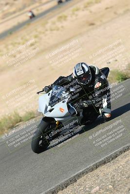 media/Oct-16-2022-TrackXperience (Sun) [[236a00b5b6]]/Group 3/session 2 turn 11/